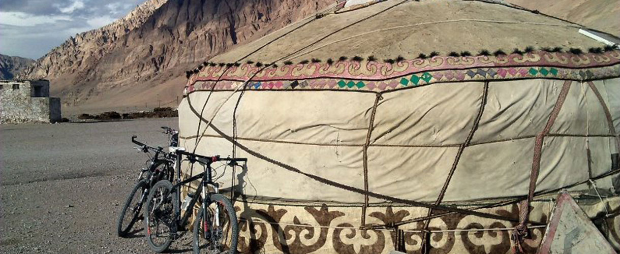 Cycling the Pamir Highway: Crossing the Roof of the World photo © Roman Stanek, Barents.pl