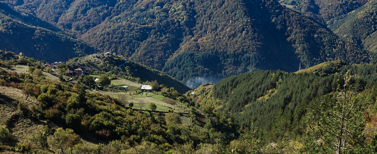 Bułgaria: Rodopy. Trekking przez góry i tradycyjne wioski Rodopów Zachodnich. fot. © Mateusz Kuszela, Barents.pl