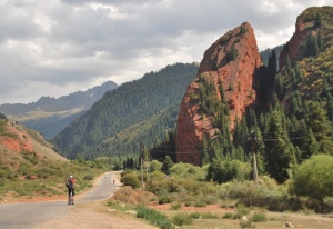 Kyrgyzstan: Cycling down the Silk Road © Barents.pl