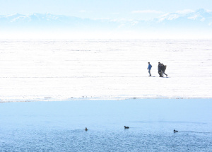 Zimowy Bajkał - wyprawa na lodową Syberię fot. © Ivo Dokoupil, Barents.pl