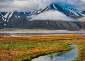 Svalbard: Crossing Arctic Landscapes photo © Roman Stanek, Barents.pl