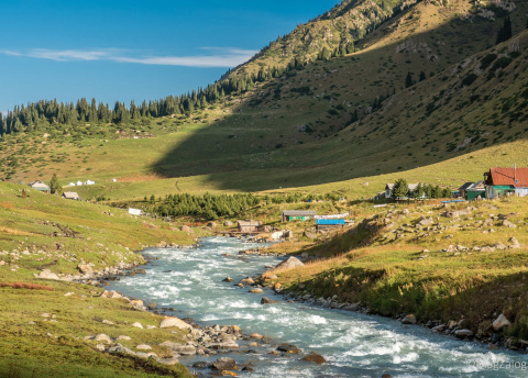 Trekking w Kirgistanie wśród Gór Niebiańskich, sierpień 2016 r. fot. © Magda Załoga, Barents.pl