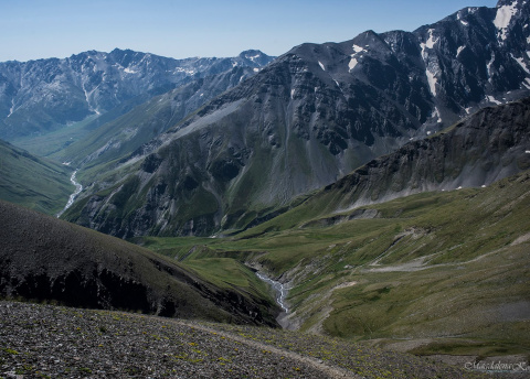 W trasie z Omalo do Juty. Trekking w Tuszetii i Chewsuretii fot. © Magda Konik, Barents.pl