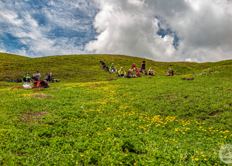Trekking w Gruzji: na lekko przez Swanetię Fot. © Maciek Kucharski, pilot Barents.pl