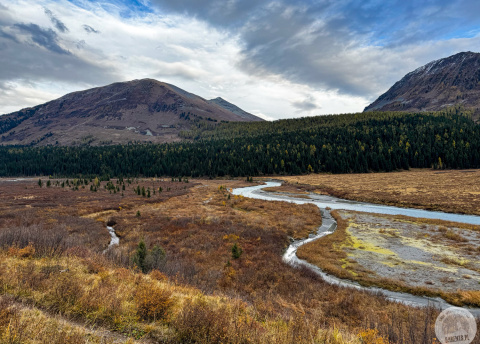 Kazachstan: Trekking w Ałtaju fot. @ Roman Stanek Barents.pl