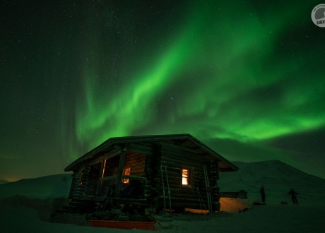 Sylwester w Laponii: w świetle zorzy polarnej Fot. © Bart Zieliński, pilot Barents.pl