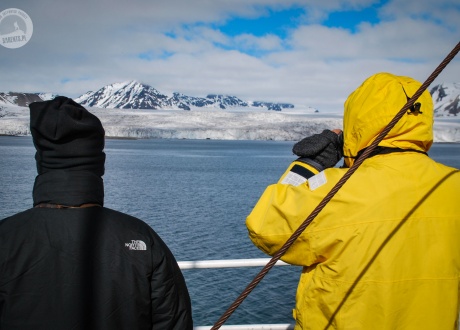 Svalbard: Experience the Arctic © Roman Stanek, Barents.pl