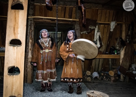 We organise meetings and performances with minorities and ethnic groups | Wycieczka na Kamczatkę: w krainie wulkanów | fot. © Roman Stanek