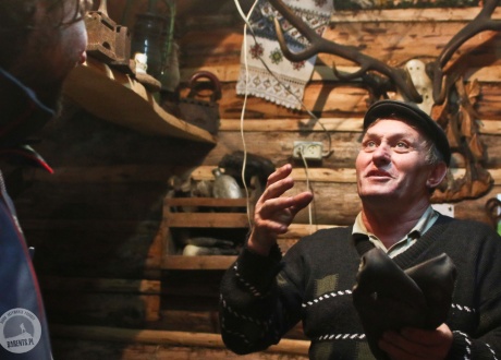 W domowym muzeum utworzonym w gospodarstwie na ukraińskim Zakarpaciu. Wędrówki połoninami ukraińskiego Zakarpacia.