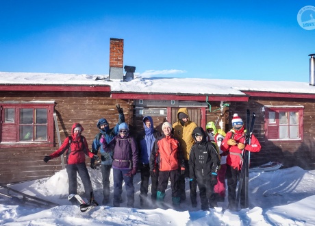 Zimowe przygody na biegówkach, snowboardach, nartach i śnieżnych trekkingach z Barents.pl fot. © Mateusz Kuszela, Barents.pl
