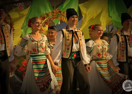 Tradycyjne stroje. Mołdawia i Odessa po winnych szlakach Besarabii © Moldavian Tourism Agency dla Barents.pl