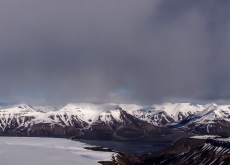 Spitsbergen "Ostre Góry" fot. © Paweł Gardziej, Barents.pl