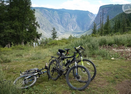Altai: cycling the most beautiful Siberian mountains © Roman Stanek, Barents.pl